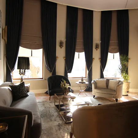 Atlas Hotell 4*