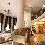Atlas Hotel